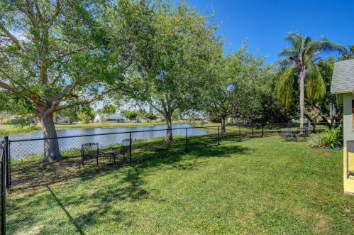 1772 Banyan Creek Cir, Boynton Beach FL  33436-4620 exterior