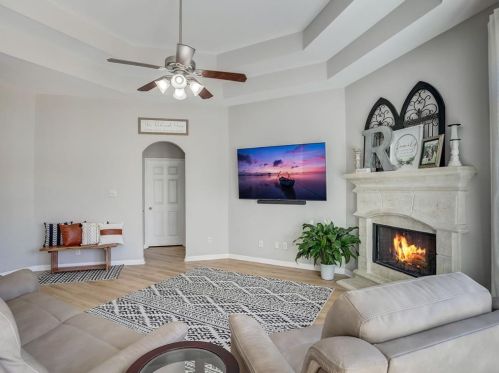 1178 Rustling Wind Ln, League City TX  77573-3052 exterior
