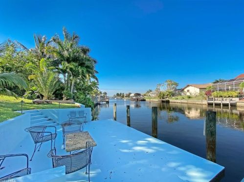 4800 12th Pl, Cape Coral, FL 33914-7361