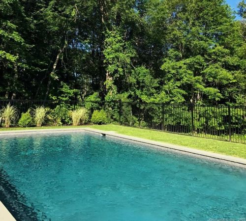 431 Cornwall Bridge Rd, West Woods CT  06069-2516 exterior