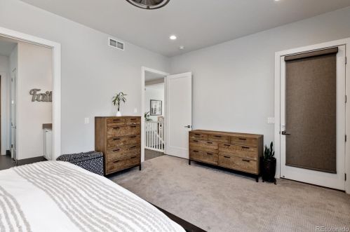 2875 Logan St, Englewood CO 80113-1636 exterior