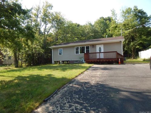 36 Rock Ridge Ave, Monticello, NY 12701-3737