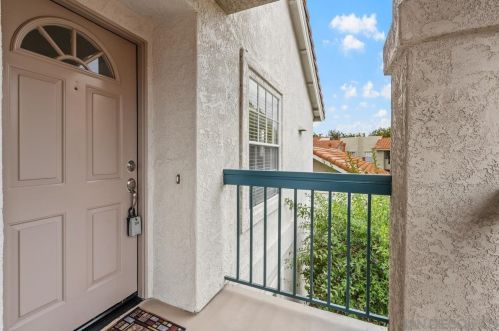 10710 Aderman Ave, San Diego, CA 92126-7642