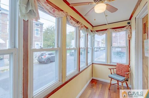 17 Middle Rose St, Trenton NJ  08618-3803 exterior