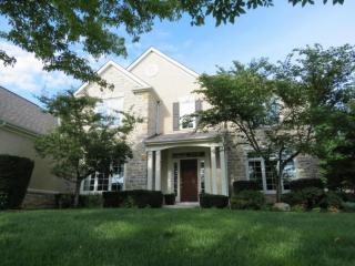 7834 Holiston Ct, Dublin, OH 43016-8659