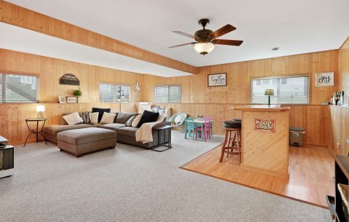 1849 Sunset Dr, Twin Lakes WI  53181-9249 exterior
