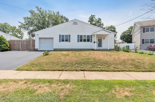 210 Middle Rd, Hazlet, NJ 07730-1869