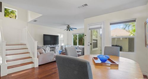 91-6425 Kapolei Pkwy, Ewa Beach HI  96706 exterior