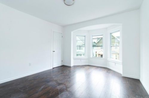 125 Denver Ave, Bridgeport CT  06605-1903 exterior