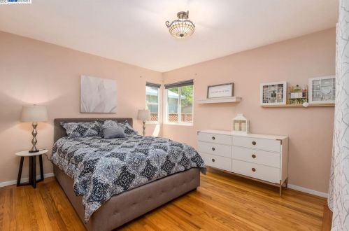 458 Rincon Ave, Livermore CA  94551-6521 exterior