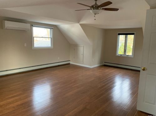 95 Franklin Ave, Elwood NY  11731-2335 exterior