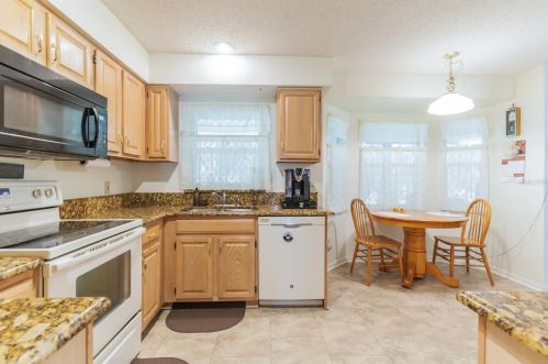 2246 Balsam Ct, Land O Lakes FL  34639-5405 exterior