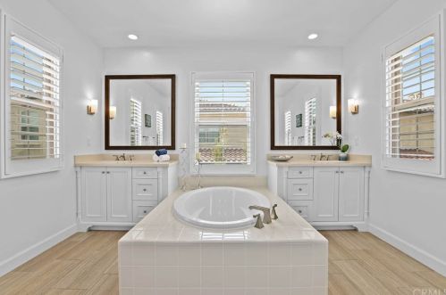 80 Hazelton, Irvine CA  92620-2189 exterior