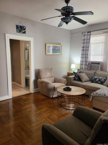 2879 Dill Pl, Bronx NY  10465-2419 exterior