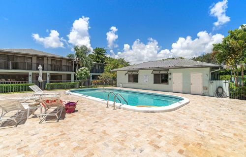 2920 Florida Blvd, Delray Beach FL  33483-4621 exterior
