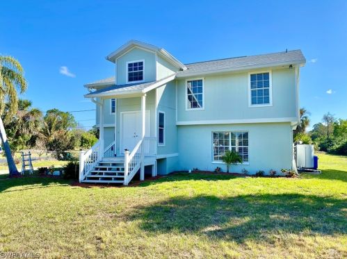 260 13th St, Naples, FL 34117-2184