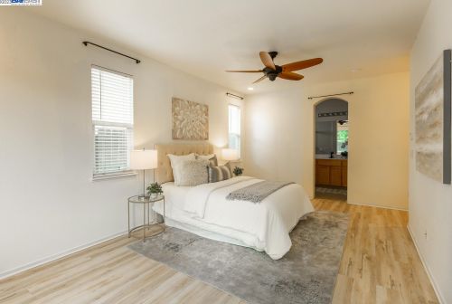 1169 Syracuse Ln, Manteca CA  95336-2990 exterior