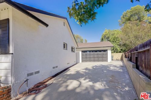 130 La Plaza Dr, La Habra CA  90631-4449 exterior