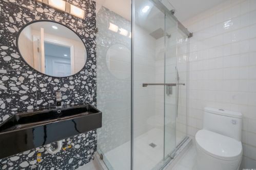 501 Saddle Rdg Rd, Woodsburgh NY  11598-1553 exterior