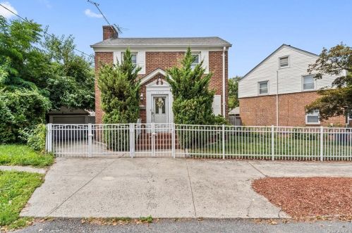 1273 Lohengrin Pl, Bronx, NY 10465-1348