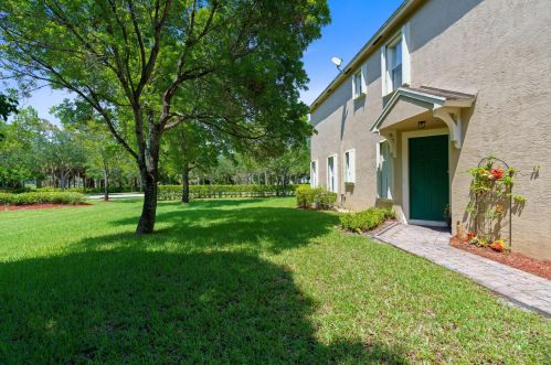 1078 Sweet Violet Ct, West Palm Beach, FL 33415-4517