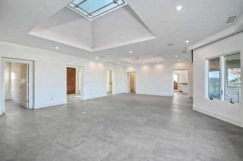 621 San Elijo St, San Diego CA  92106-3413 exterior