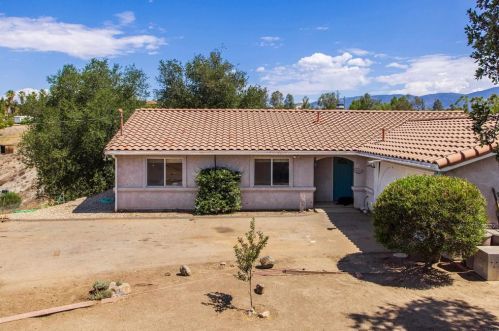 16066 Wizard Way, Valley Center, CA 92082-5326