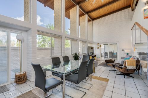 8731 Old Spanish Terrace Dr, Tucson AZ  85710-4072 exterior