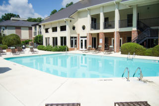 5725 Ivanhoe Ct, Fayetteville NC  28314-4447 exterior