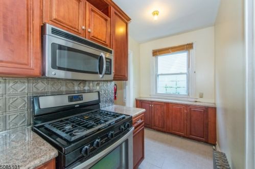 26 Cottage St, South Orange NJ  07079-2207 exterior