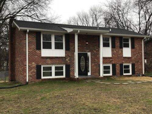 2940 Brantley Dr, Antioch, TN 37013-5206