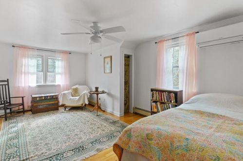 198 Richmond Townhouse Rd, Richmond RI  02812-1038 exterior
