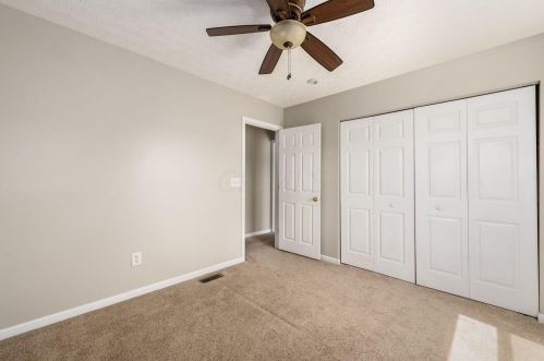 216 Autumn Leaves Way, Johnstown OH  43031-1369 exterior