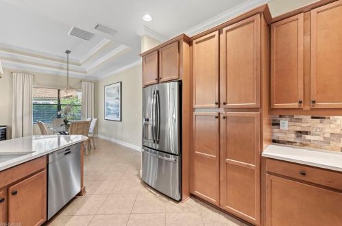 9155 Isla Bella Cir, Bonita Springs FL  34135-7198 exterior