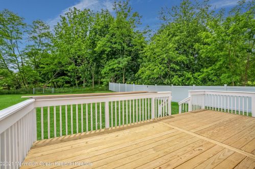 182 Wall St, West Long Branch NJ  07764-1748 exterior