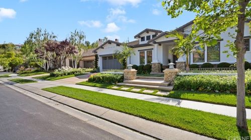 3825 Prado Del Trigo, Calabasas CA  91302-3638 exterior
