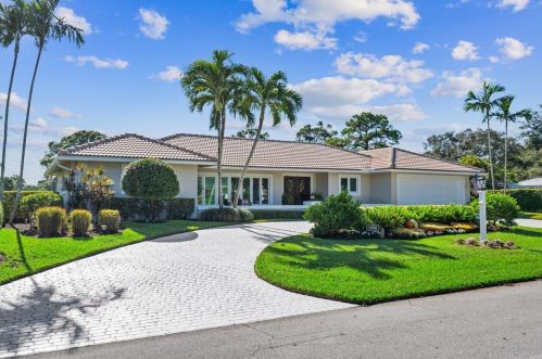 11976 Lake Dr, Boynton Beach, FL 33436-5564