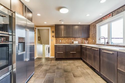 6 Wakeland Rd, Dover MA  02030-2055 exterior