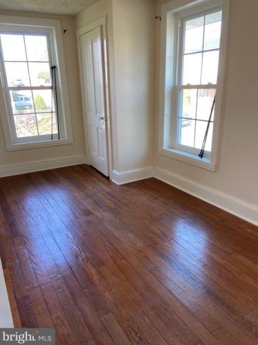 521 Washington St, Charles Town WV  25414-1735 exterior