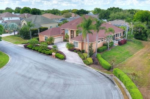 707 Hanover Ct, Lakeland, FL 33813-4733