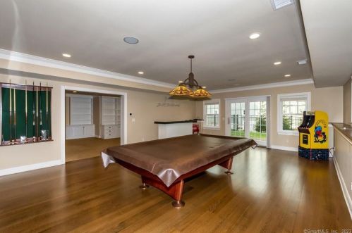18 Heron Pond Rd, Essex CT  06426-1466 exterior