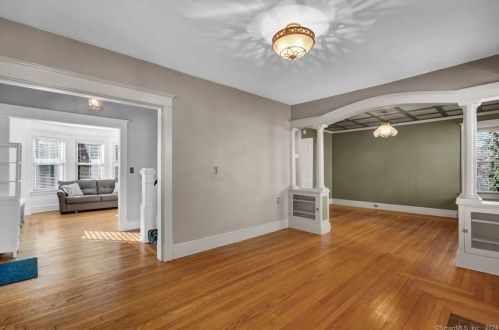10 Goldberg Ave, Norwich CT  06360-4314 exterior