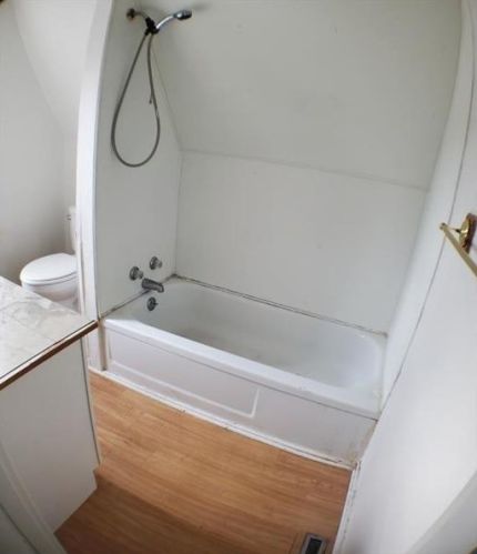 77 Berry St, Pittsburgh PA 15205-2208 exterior