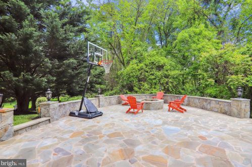 4401 Burkes Promise Dr, Bowie MD  20720-4698 exterior