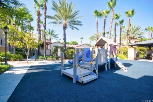 20 Travis Rd, Buena Park CA  90621-8426 exterior