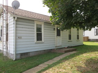 922 Mattie St, Canton, OH 44707-1535