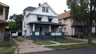 3364 97th St, Cleveland, OH 44102-4717