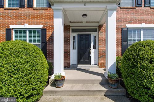 6 Nicole Ct, Swedesboro NJ  08085-3448 exterior