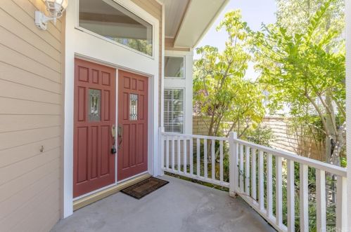 27468 Whitefield Pl, Santa Clarita, CA 91354-1802