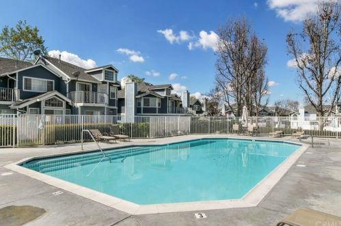 218 Glendora Ave, Covina CA 91724-2968 exterior